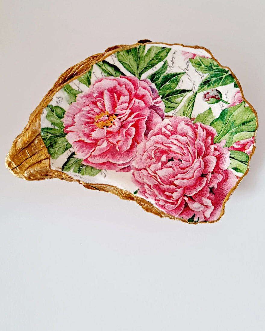 Decoupage Seashell Oyster - Peonies
