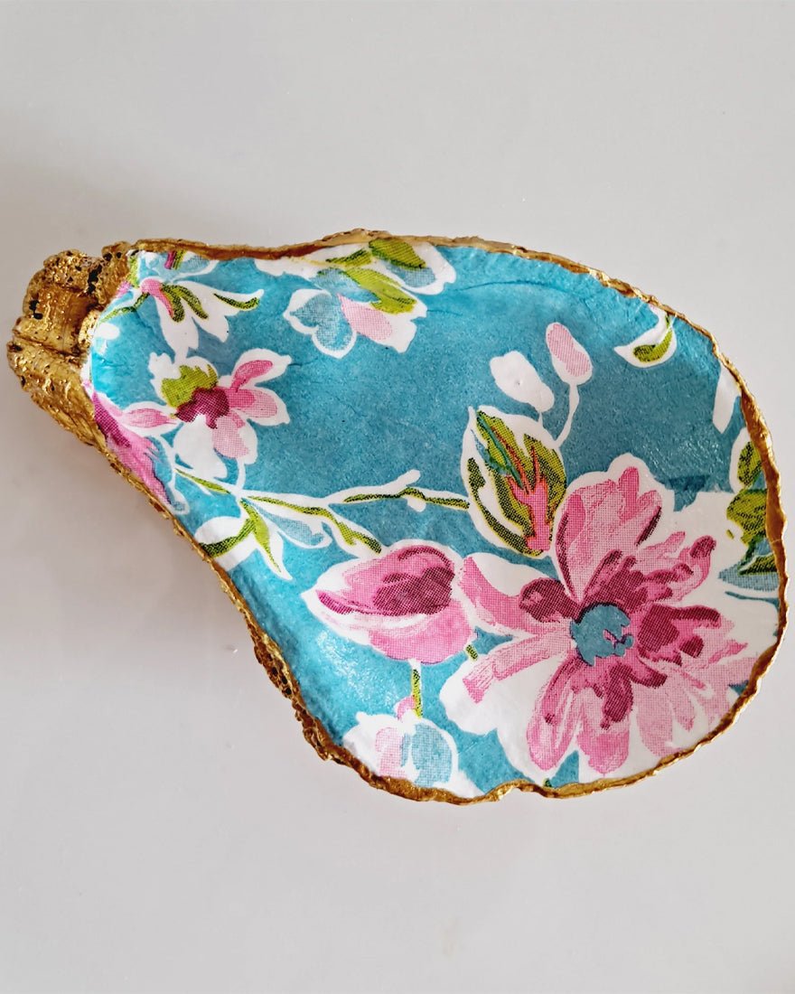 Blue Door Vibes - Decoupage Seashell Oyster - Summer Blooms