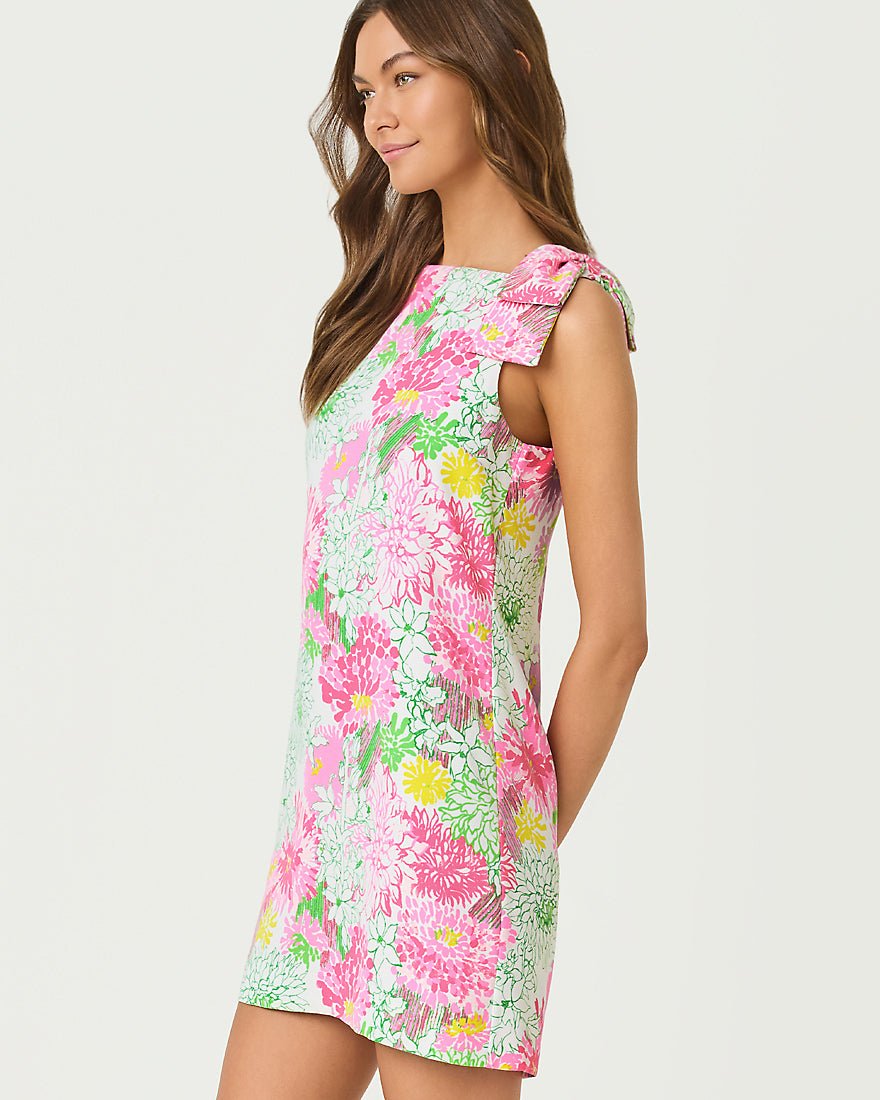 Lilly Pulitzer - Carmine Shift Dress - Resort White Mum Patch