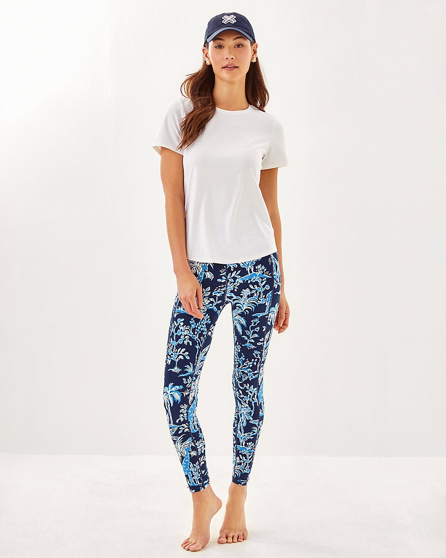 Lilly Pulitzer - Weekender High Rise Legging Upf 50 Plus - Low Tide Navy Tall Tales