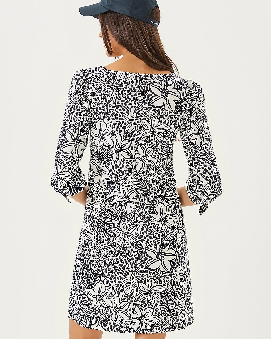 Cath Three Quarter Sleeve Dress - Onyx Lots To Spot