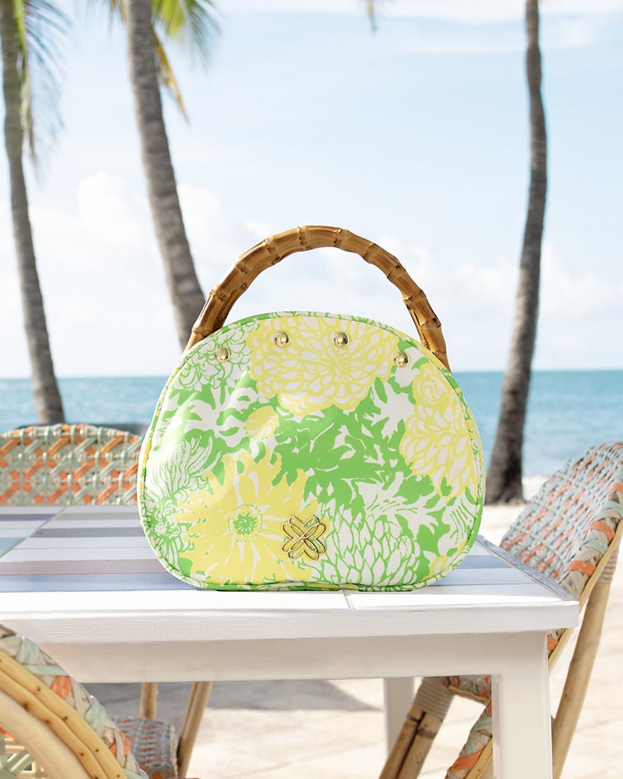 Lilly Pulitzer - Breakers Bamboo Bermuda Bag Cover - Crocodile Green Mumbo Jumbo