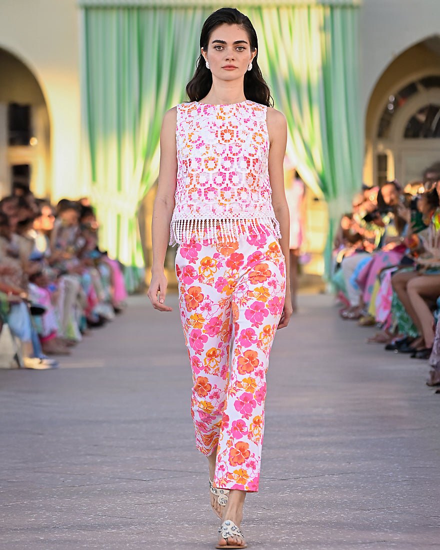 Lilly Pulitzer - Carwyn Crop Flare Pant - Resort White Pansy Fansy