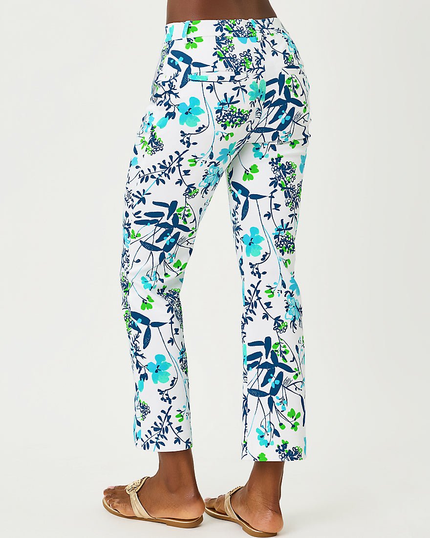 Lilly Pulitzer - Carwyn Crop Flare Pant - Resort White Sea Blooms