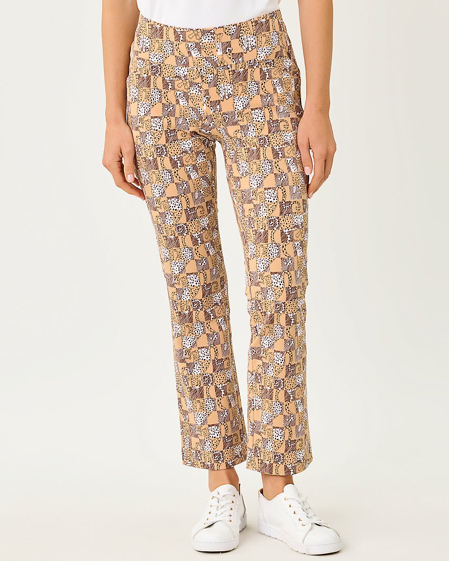 Lilly Pulitzer - Corso Kick Flare Pant Upf 50 Plus - Iced Latte Lil Cheetah Checks
