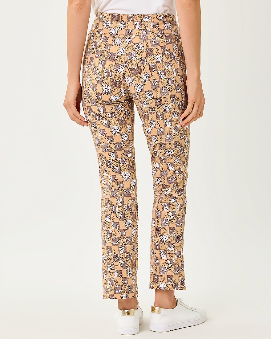 Lilly Pulitzer - Corso Kick Flare Pant Upf 50 Plus - Iced Latte Lil Cheetah Checks