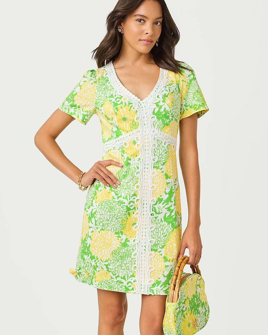 Lilly Pulitzer - Evita Short Sleeve Stretch Shift Dress - Crocodile Green Mumbo Jumbo