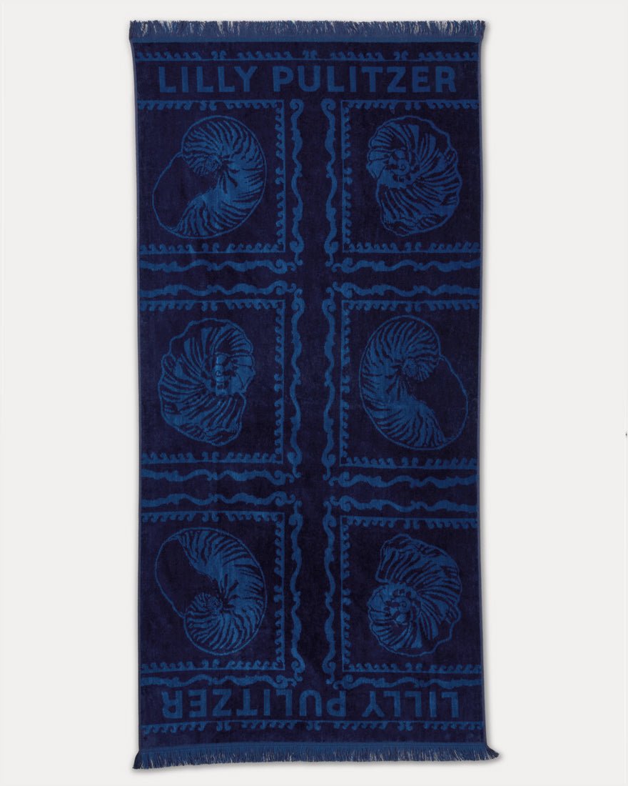 Lilly Pulitzer - Gwp Jacquard Beach Towel - Low Tide Navy Shell Shine