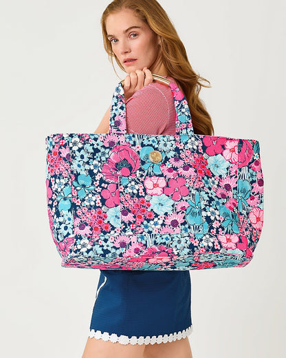 Lilly Pulitzer - Gwp Jumbo Mercato Tote - Starlight Navy In All Her Glory